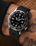 <p>Pro Diver</p>