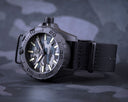 Daynight Stealth Ops Carbon Case Black Grey Camo Dial Blue /yellow Flat Tritium Tubes Automatic Watch Screw Down Crown